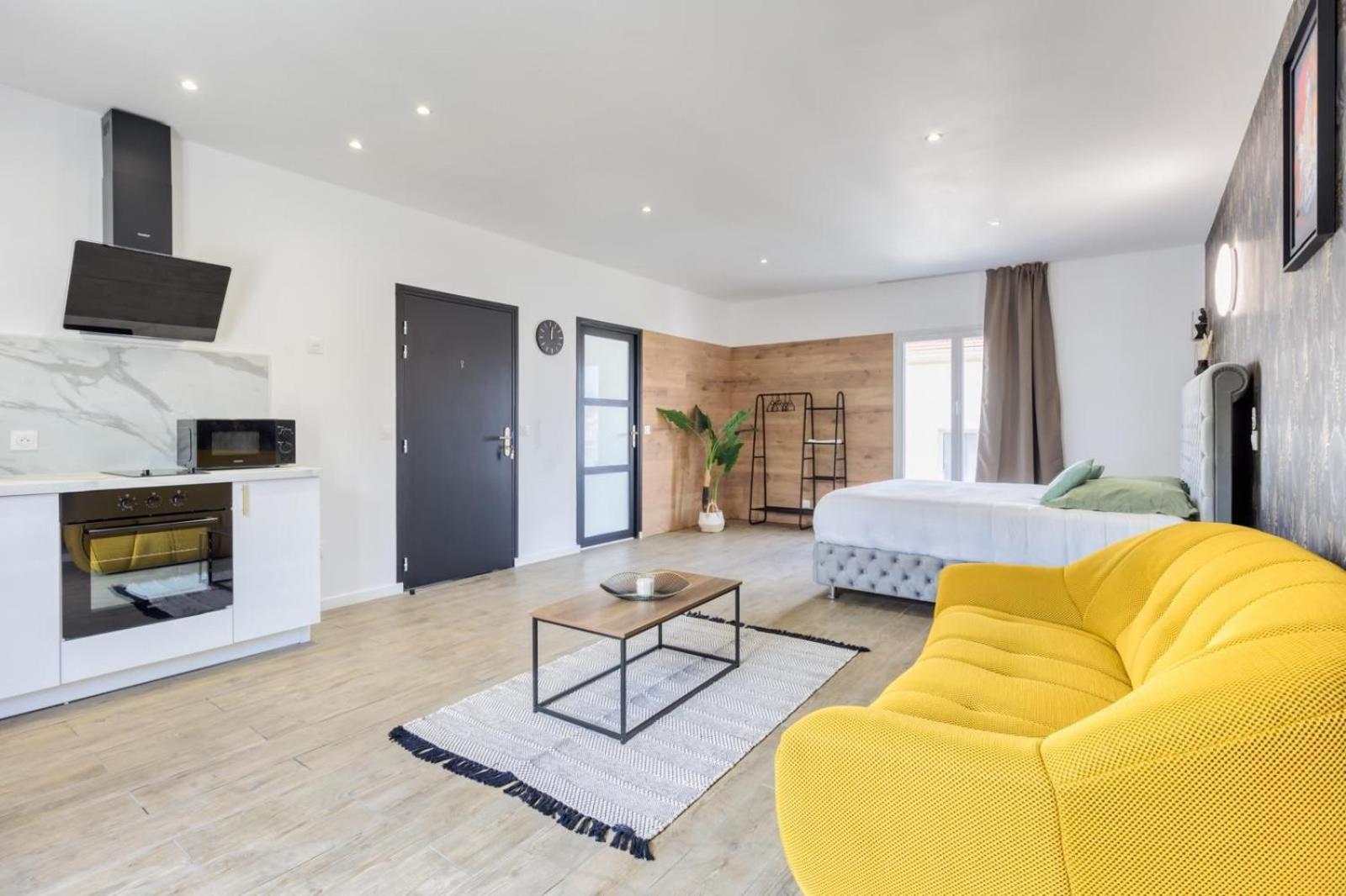 Apartment 1 Coubron