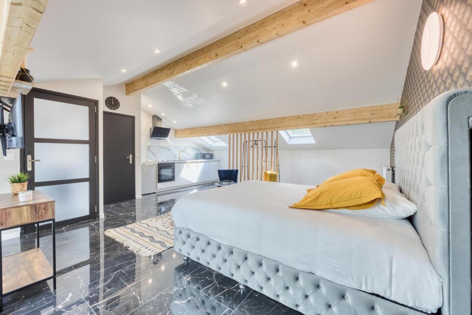 Apartment 1 Coubron